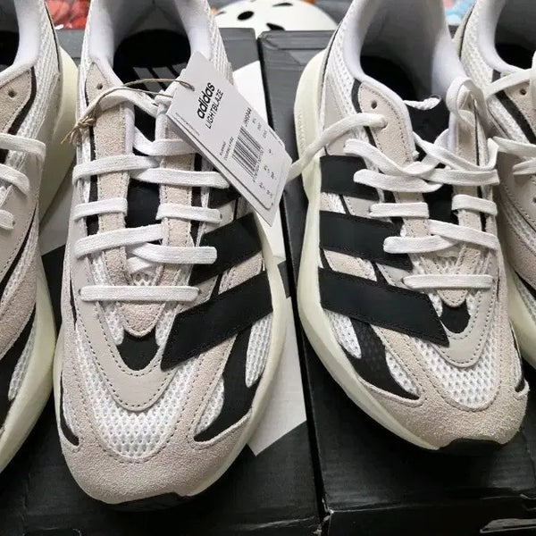 [BUNJANG] Adidas Running Shoes / 아디다스 런닝화