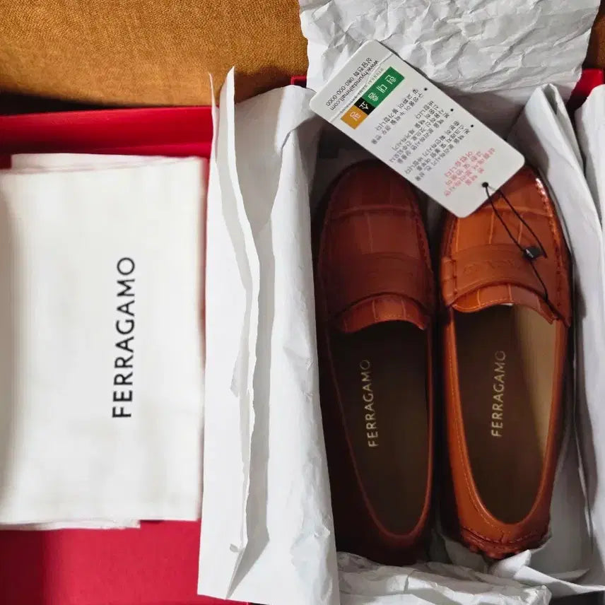 [BUNJANG] Ferragamo Leather Loafers Orange Brown 230 - New / 페라가모 레더 로퍼 오렌지 브라운 230 (새상품 )
