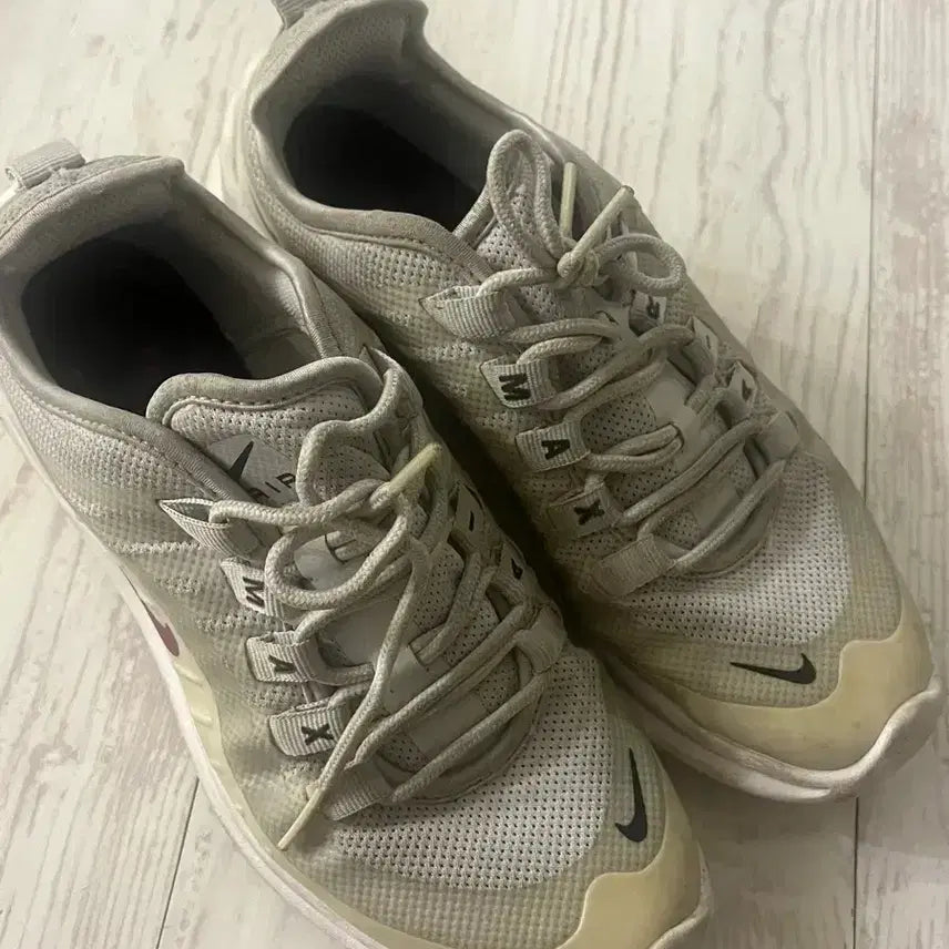 [BUNJANG] Nike Air Max Axis Sneakers / 나이키 엑시스 에어맥스 235 운동화 스니커즈
