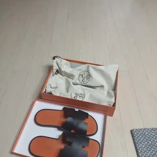 [BUNJANG] Hermes Slides Size 260 / 급처 ) 에르메스 슬리퍼 260