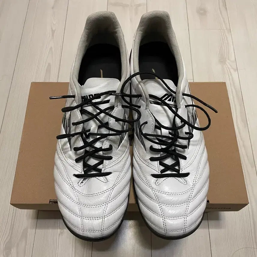 [BUNJANG] Mizuno Morelia Neo 4 Pro AS Soccer Shoes (Used) / [6회 실착 270mm] 미즈노 모렐리아 네오4 프로 AS