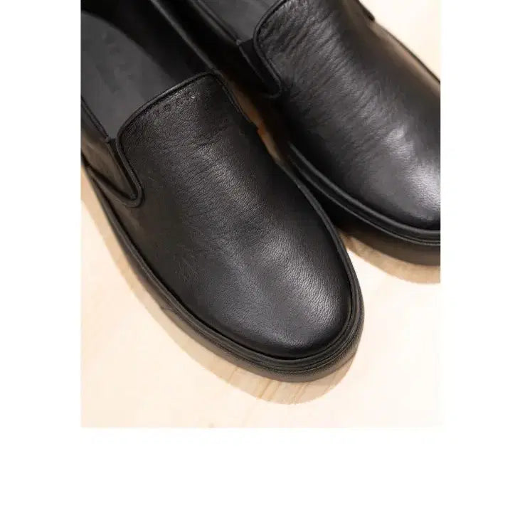 [BUNJANG] YOAK Tokyo x Slik & Eazi Slip-on Sneakers / YOAK Tokyo x 슬릭앤이지 어데케이드