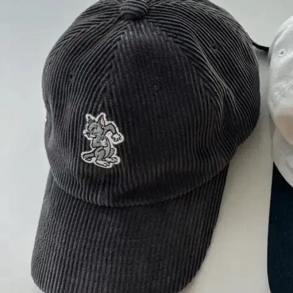 [BUNJANG] Hat's On Two-Tone & Stereo Vinyl Corduroy Ball Cap Bundle / 모자 스테레오 바이닐 코듀로이 볼캡 톰과제리