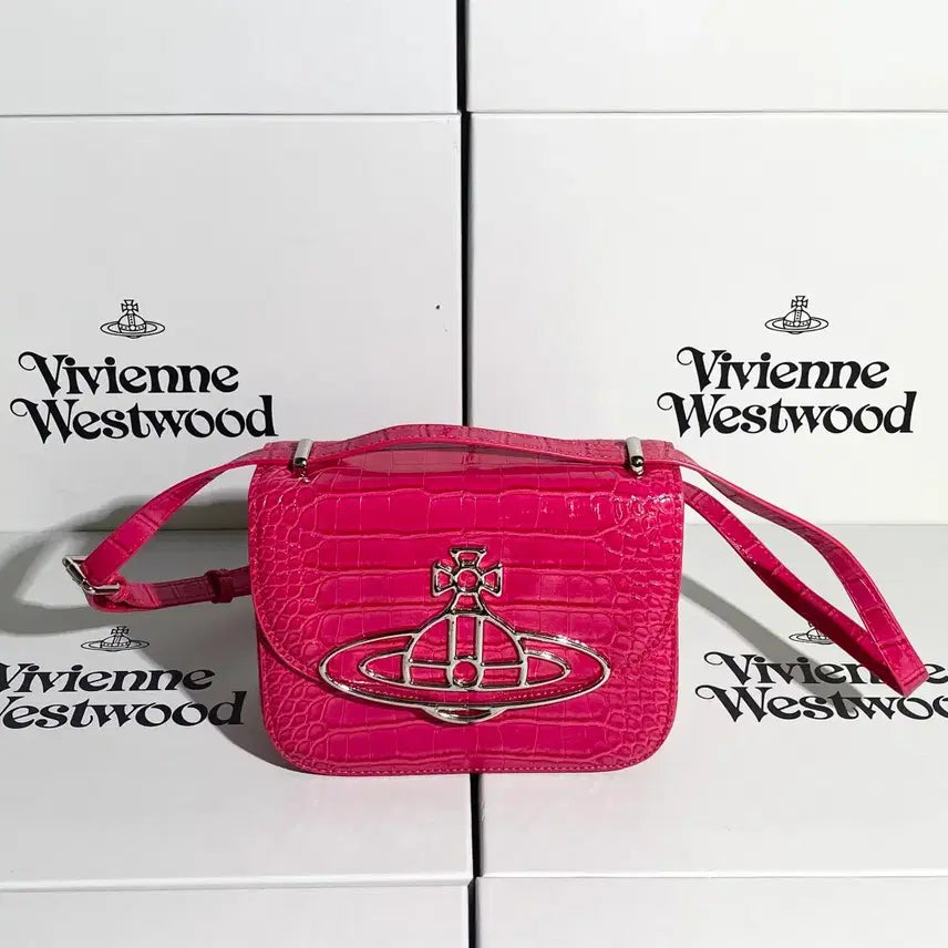 [BUNJANG] Vivienne Westwood Pink Silver-tone Clutch Shoulder Bag / 비비안웨스트우드 클러치백 숄더백 핑크 은장