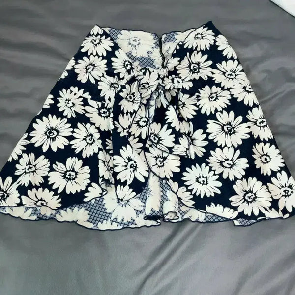 [BUNJANG] Flower Pattern Wrap Skirt Cover-up Bikini / 플라워 패턴 랩 스커트 수영복 비키니 커버업