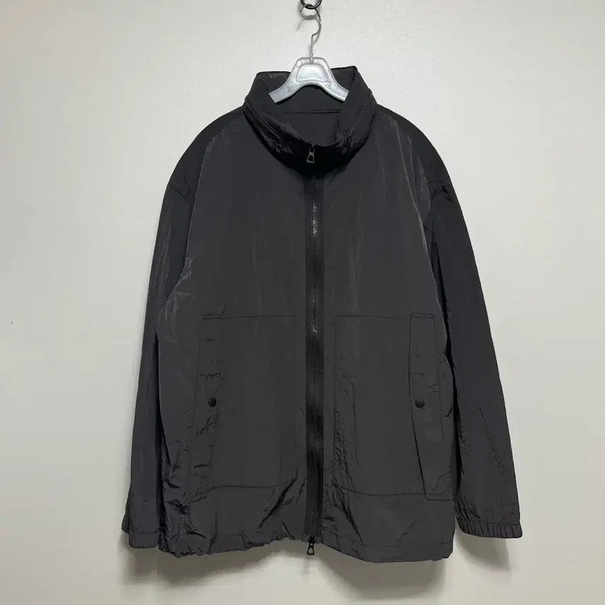 [BUNJANG] Series Windbreaker Jacket / series 시리즈 바스락 바람막이 자켓 105