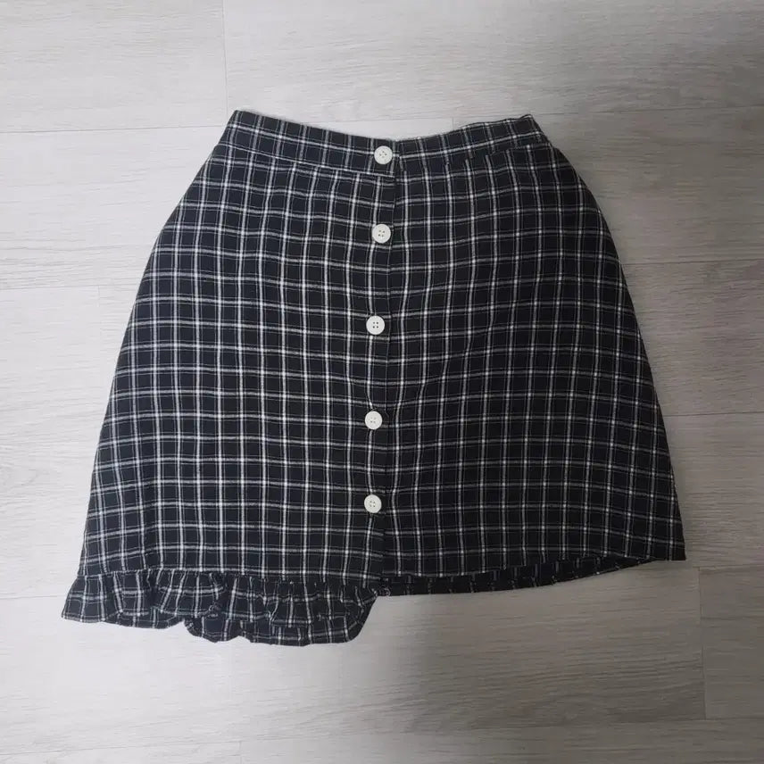 [BUNJANG] Unbranded Lace Asymmetric Button Checkered Mini Skirt / 여성 레이스 언밸런스 단추 체크 미니 스커트 봄가을 여름 치마 y2k