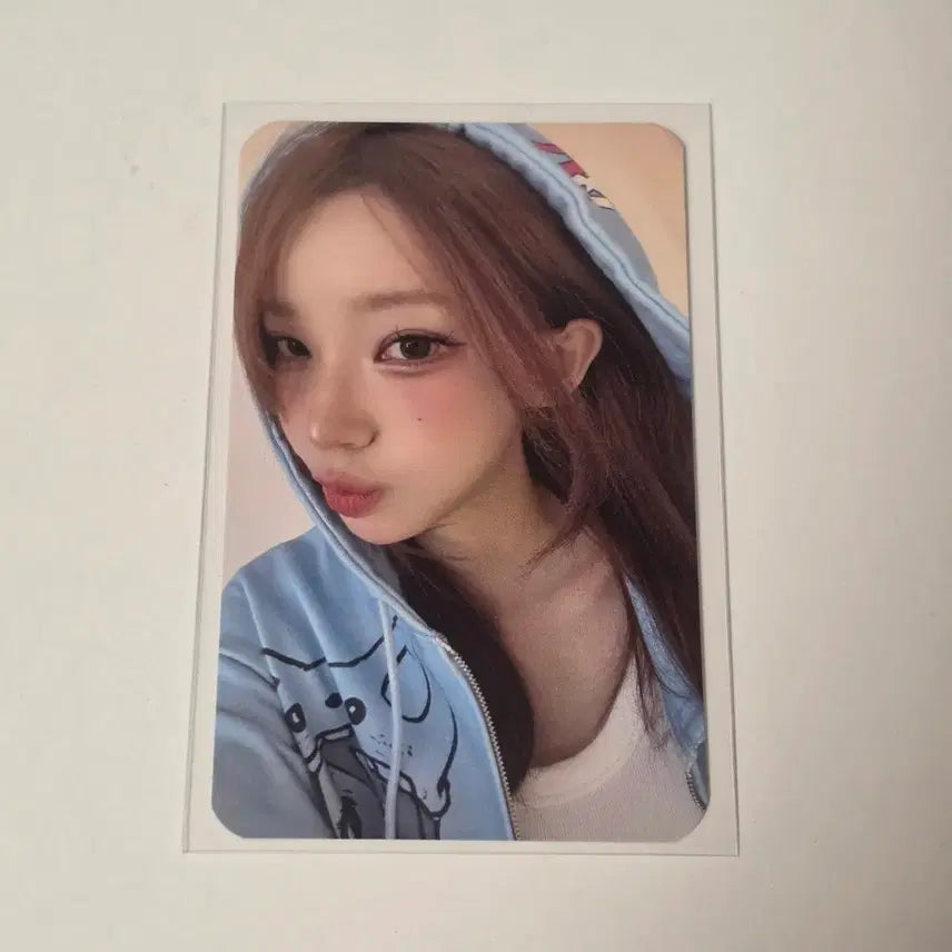 [BUNJANG] QWER Magenta Singapore Concert Photocard / QWER 마젠타 싱가폴 싱가포르 콘서트 입장 포토카드 양도 포카