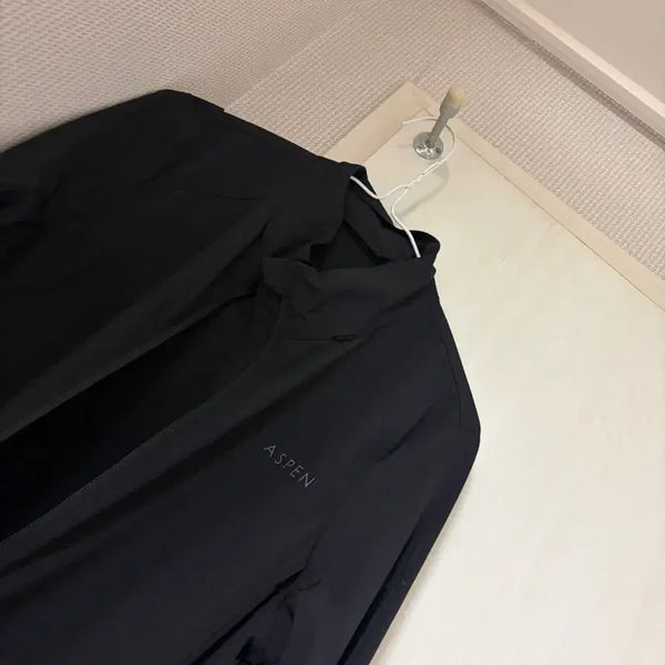 [BUNJANG] ASPEN Black Windbreaker Size 66 / ASPEN 검정색 바람막이 66