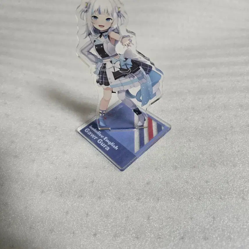 [BUNJANG] Hololive Gawr Gura 4th FES Acrylic Stand (Bright Outfit Ver.) / 홀로라이브 구라 Gura 4th fes 아크릴 스탠드