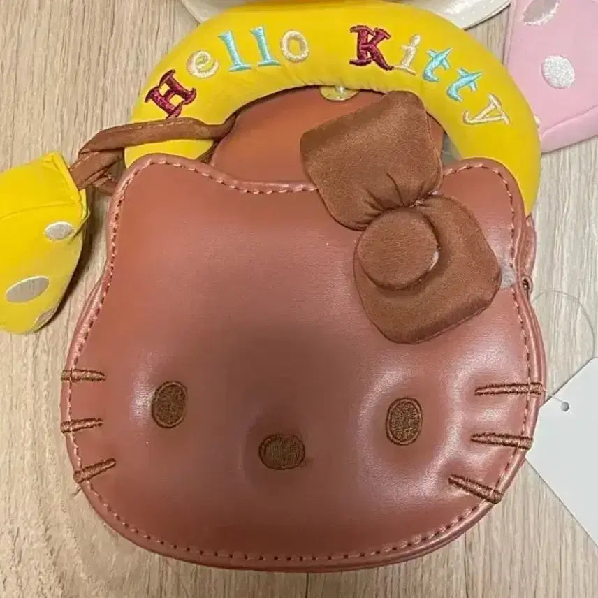 [BUNJANG] Hello Kitty Mini Shoulder Bag / (새상품) 헬로 키티 미니백 숄더백 체인백