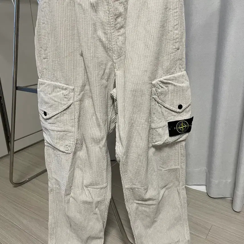 [BUNJANG] Stone Island 23FW Corduroy Cargo Pants Size 32 / [32] 스톤아일랜드 23FW 코듀로이 카고팬츠 바지