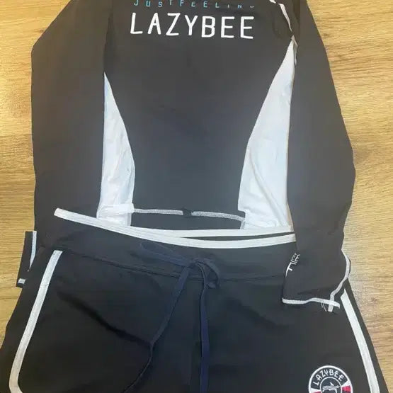 [BUNJANG] Lazybee Women's Black Rash Guard Set / 레이지비 여성 블랙 래쉬가드 세트