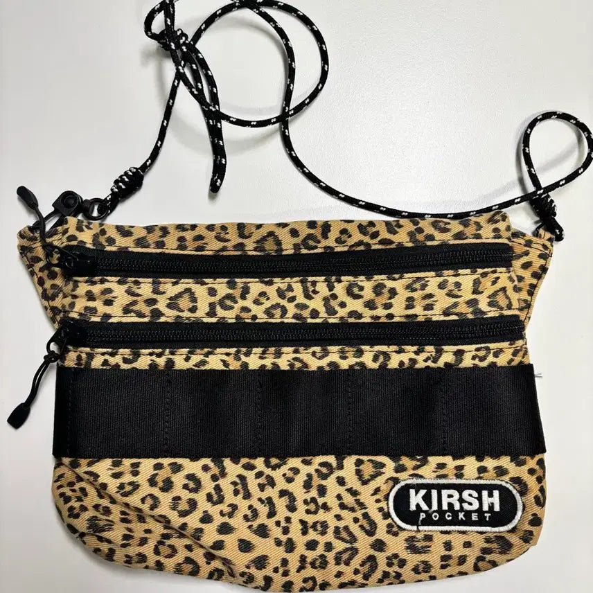 [BUNJANG] Kirsh Leopard Pattern Crossbody Bag / 키르시 가방