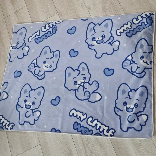[BUNJANG] Stray Kids Wolf Chan Fleece Blanket / 스트레이키즈 스키즈 울프찬 극세사 벨보아 담요 비공굿