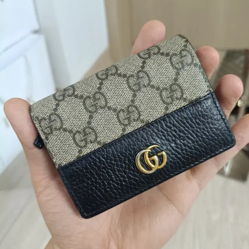 [BUNJANG] Gucci GG Marmont Supreme Bi-Fold Wallet / (정품)구찌 GG 마몬트 수프림 반지갑