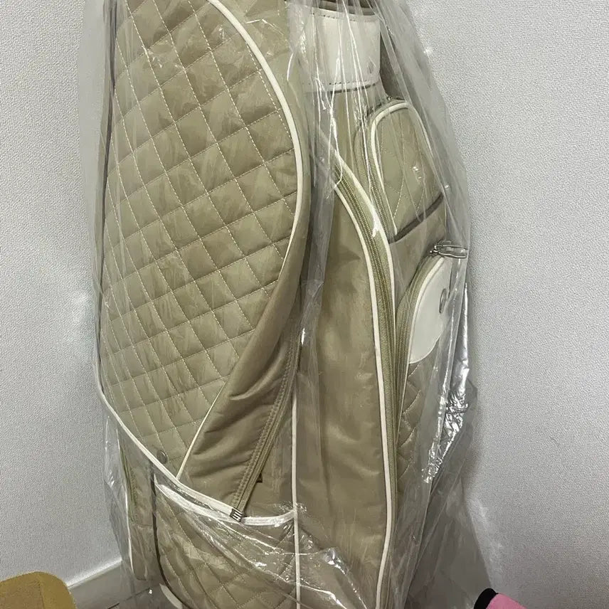 [BUNJANG] BMW Quilting Boston Bag Set Beige / BMW 골프백 캐디백 보스턴백 세트 베이지