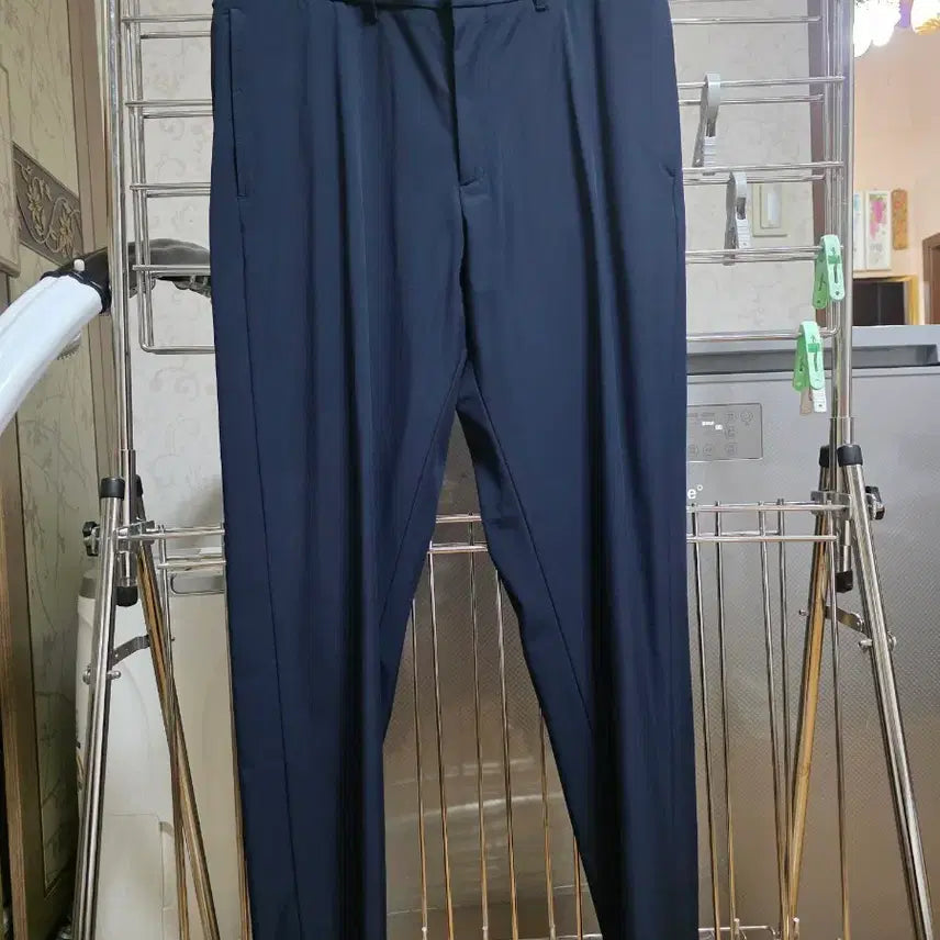 [BUNJANG] Theory Borrow Eclipse Nylon Pants / 띠어리 보로우 이클립스 34