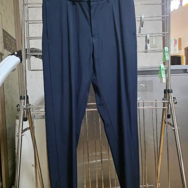 [BUNJANG] Theory Borrow Eclipse Nylon Pants / 띠어리 보로우 이클립스 34