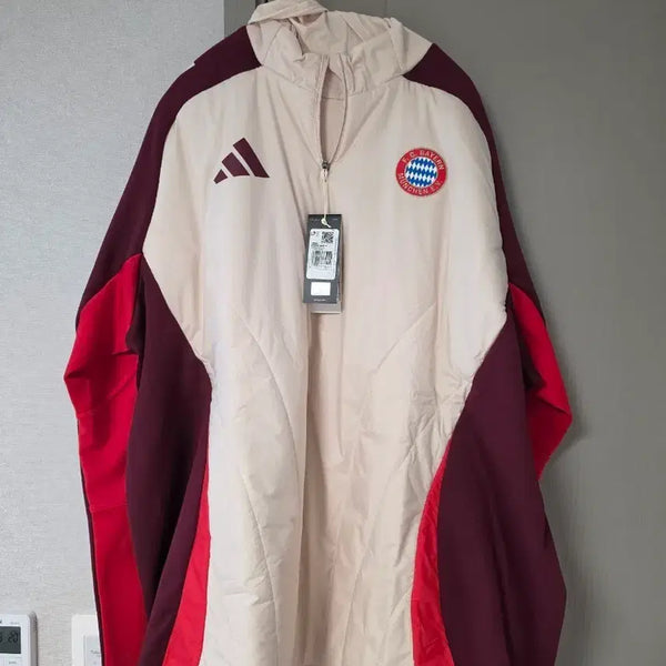 [BUNJANG] Adidas 24-25 Bayern Munich 3/4 Jacket (2XL) / [새상품]아디다스 24-25 바이에른 뮌헨 3/4 자켓 2xl