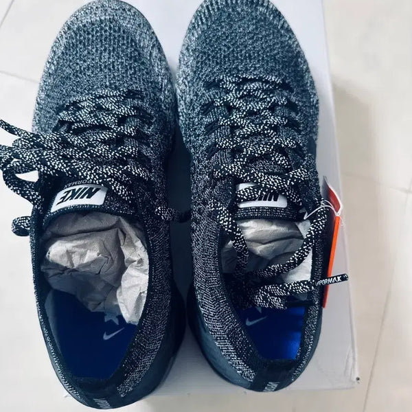 [BUNJANG] Nike Air VaporMax Flyknit Oreo Sneakers / 나이키 에어 베이퍼맥스 플라이니트 오레오