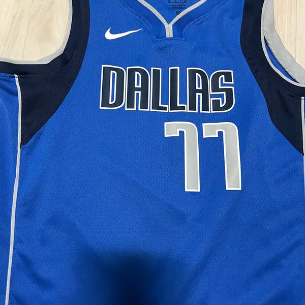[BUNJANG] Nike Dallas Mavericks Luka Dončić Basketball Jersey (Size S) / 나이키 댈러스  돈치치 s (95)