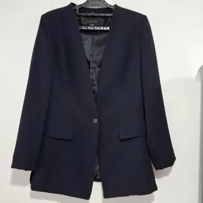 [BUNJANG] ELRIAKH Black Collarless Jacket / 여66.ELRIAKH 블랙 노카라 자켓