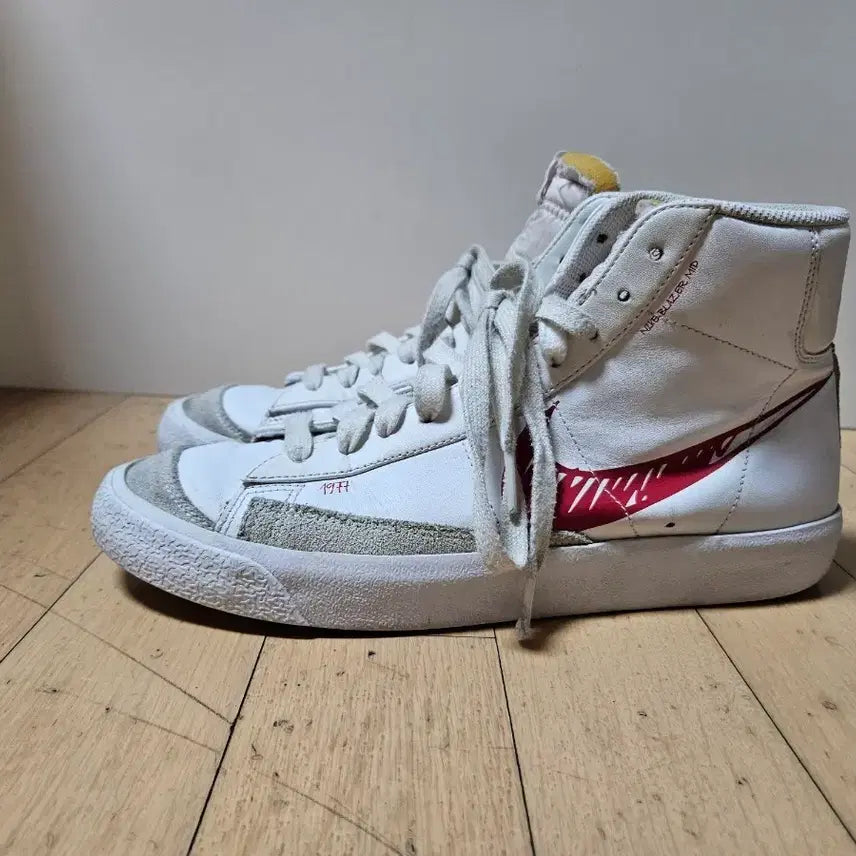 [BUNJANG] Nike Blazer Mid '77 White/Red Sneakers / 나이키 블레이저 MID 77 흰빨 스니커즈 270