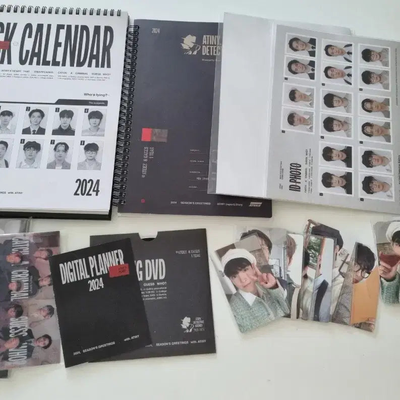 [BUNJANG] ATEEZ 2024 Season's Greetings POB Bundle Set / 특전포함)에이티즈 2024 시즌그리팅 시그 풀세트