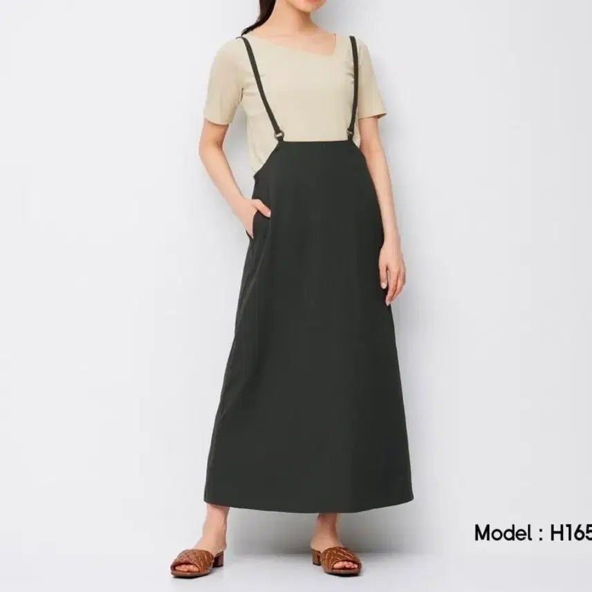[BUNJANG] GU Suspender Long Skirt Dress Charcoal / GU 멜빵 롱 스커트 원피스 차콜