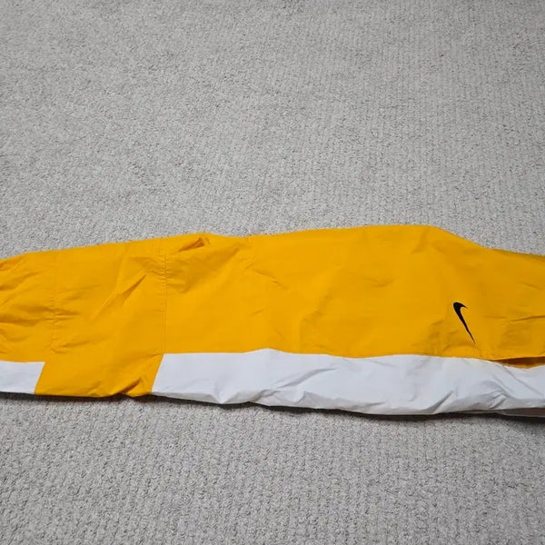[BUNJANG] Nike Yellow/White Windbreaker Pants / 나이키 옐로우/화이트 바람막이 바지