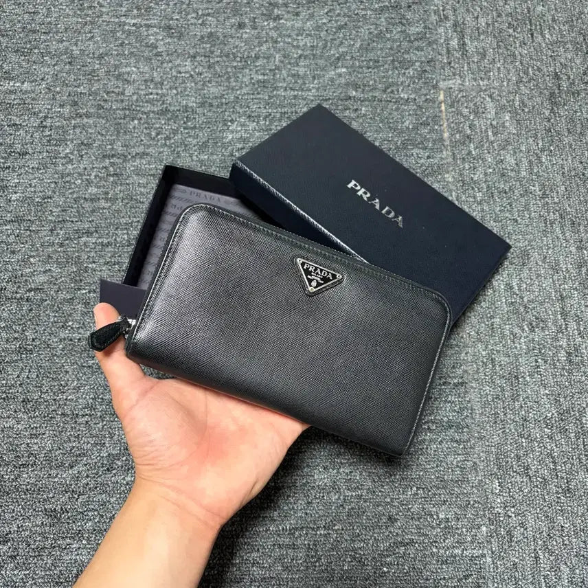 [BUNJANG] Prada Saffiano Leather Long Wallet / 프라다 사피아노 레더 삼각로고 장지갑