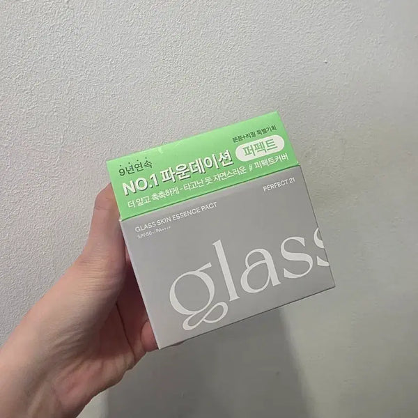 [BUNJANG] AGE 20's Glass Skin Essence Pact 21 (Set) / 에이지투웨니스 글래스 스킨 에센스 팩트(본품+리필) 21호+파우치 증정