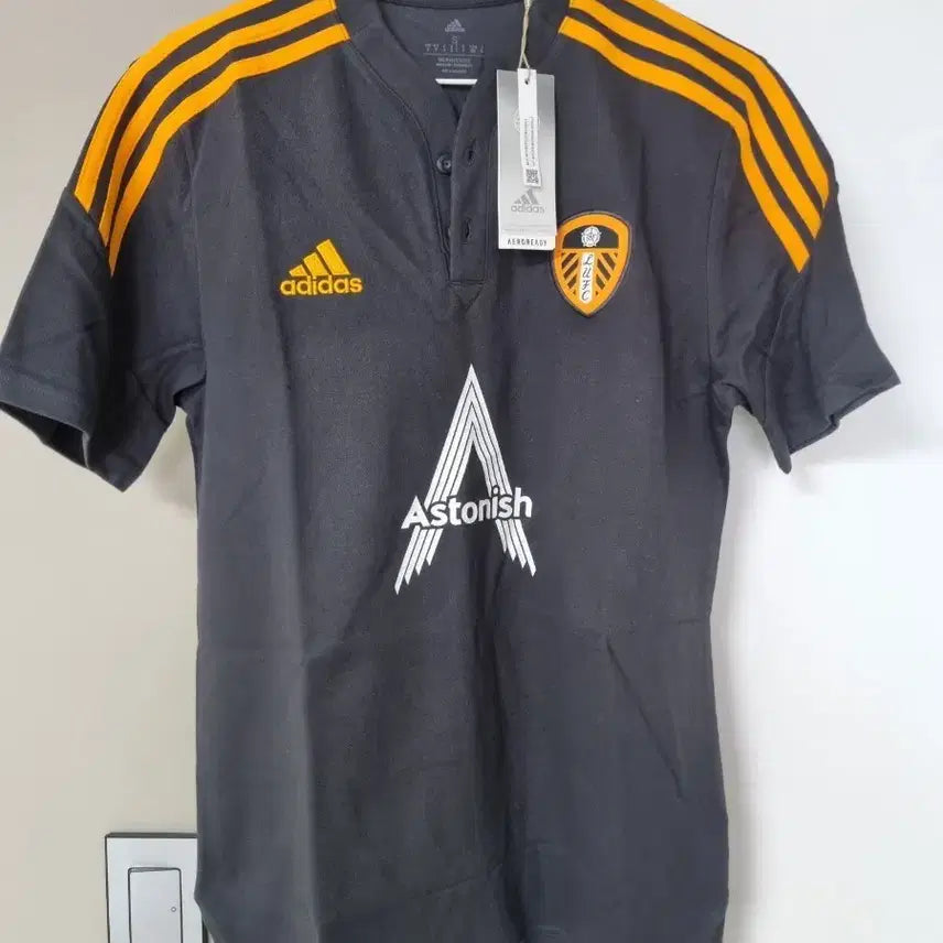 [BUNJANG] Leeds United Adidas Polo Shirt / 리즈유나이티드 아디다스 폴로티