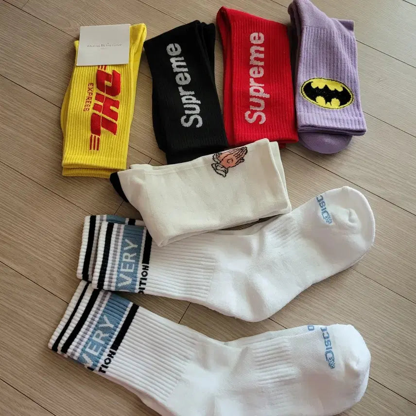 [BUNJANG] Supreme x DHL Assorted Fashion Socks Bundle Set / 슈프림/DHL 패션양말 장목 모음 새상품 7켤레