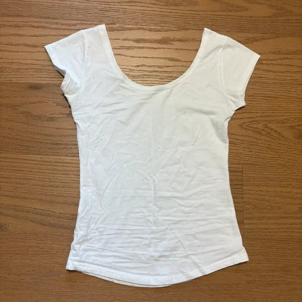 [BUNJANG] White Round Neck Short Sleeve T-Shirt Off-Shoulder / 화이트 라운드넥 반팔 티셔츠 오프숄더