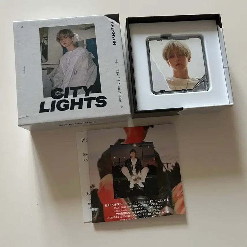 [BUNJANG] EXO Baekhyun City Lights Kihno Album (Unsealed) / 엑소 백현 시티라잇 city light 키노 개봉 앨범 양도