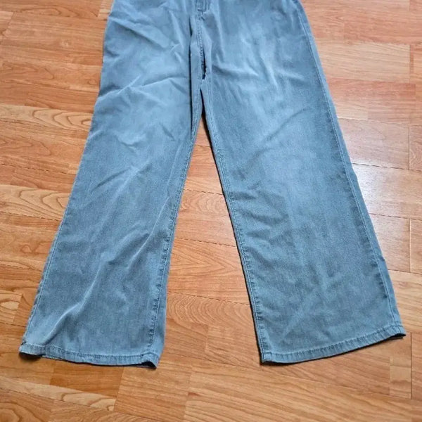 [BUNJANG] Soft Fabric Straight Fit Jeans / 원단이보드라운 일자핏청바지
