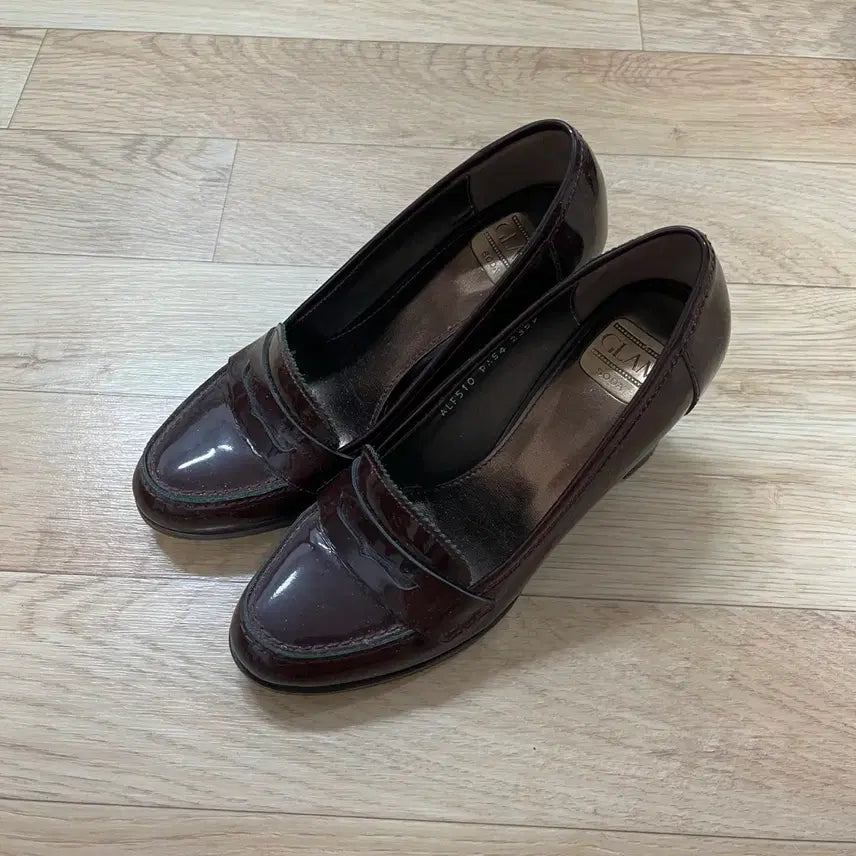 [BUNJANG] SODA Loafer Shoes 235 / 소다 로퍼구두 235