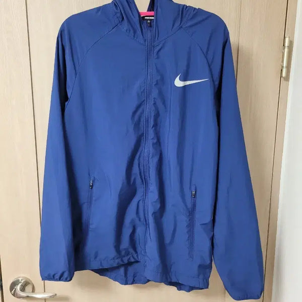 [BUNJANG] Nike Men's Running Functional Windbreaker L (Slim XL) / 남성)나이키 러닝 기능성 바람막이 호칭L100(L-슬림XL)