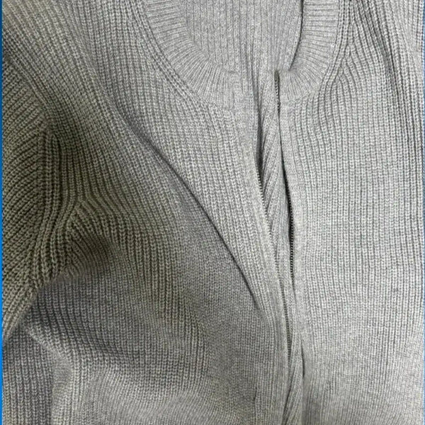 [BUNJANG] Uniqlo Full Zip Cardigan (L) / 유니클로 풀 집업 가디건 (L)
