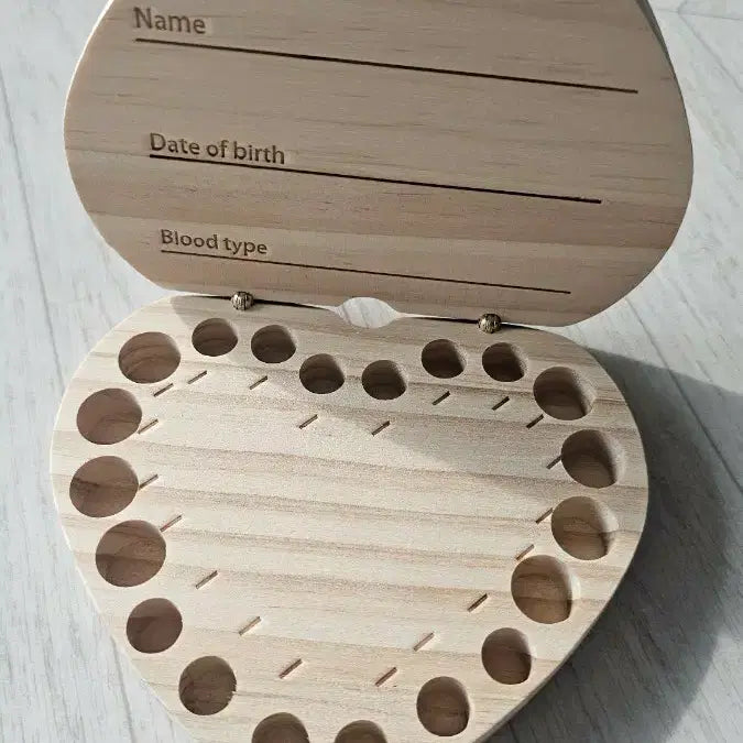 [BUNJANG] Heart-Shaped Wooden Storage Box / 하트 모양 유치 원목 보관함