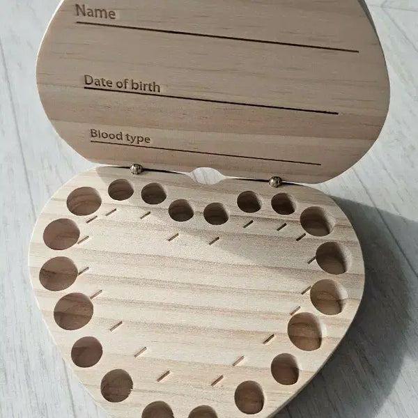 [BUNJANG] Heart-Shaped Wooden Storage Box / 하트 모양 유치 원목 보관함
