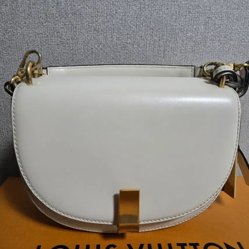 [BUNJANG] Joy Gryson Margot Bag Leather / 조이그라이슨 마고백