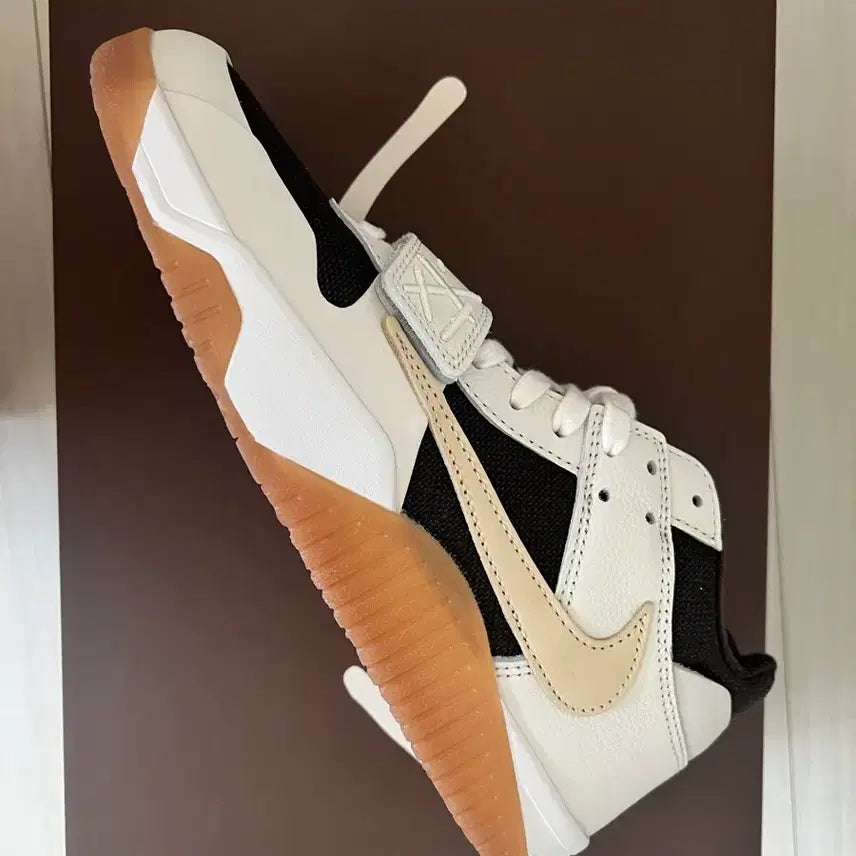 [BUNJANG] Jumpman Jack TR Mocha Basketball Shoes / 조던 스캇 점프맨 잭 TR 다크모카 280