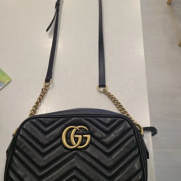 [BUNJANG] Gucci Marmont Matelassé Camera Bag / 구찌 마몬트 마틀라세 여성백