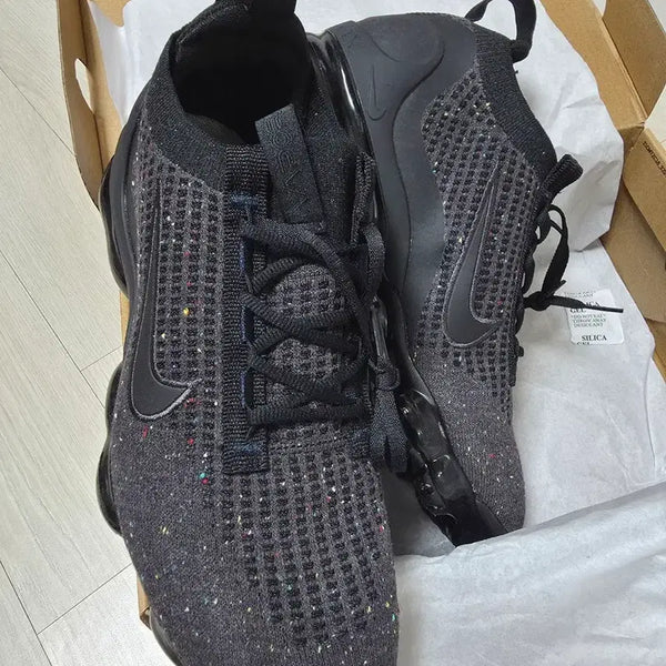 [BUNJANG] Nike Air VaporMax 2021 FK All Black Sneakers / 나이키 에어 베이퍼맥스 2021 FK 올블랙 모델 새상품