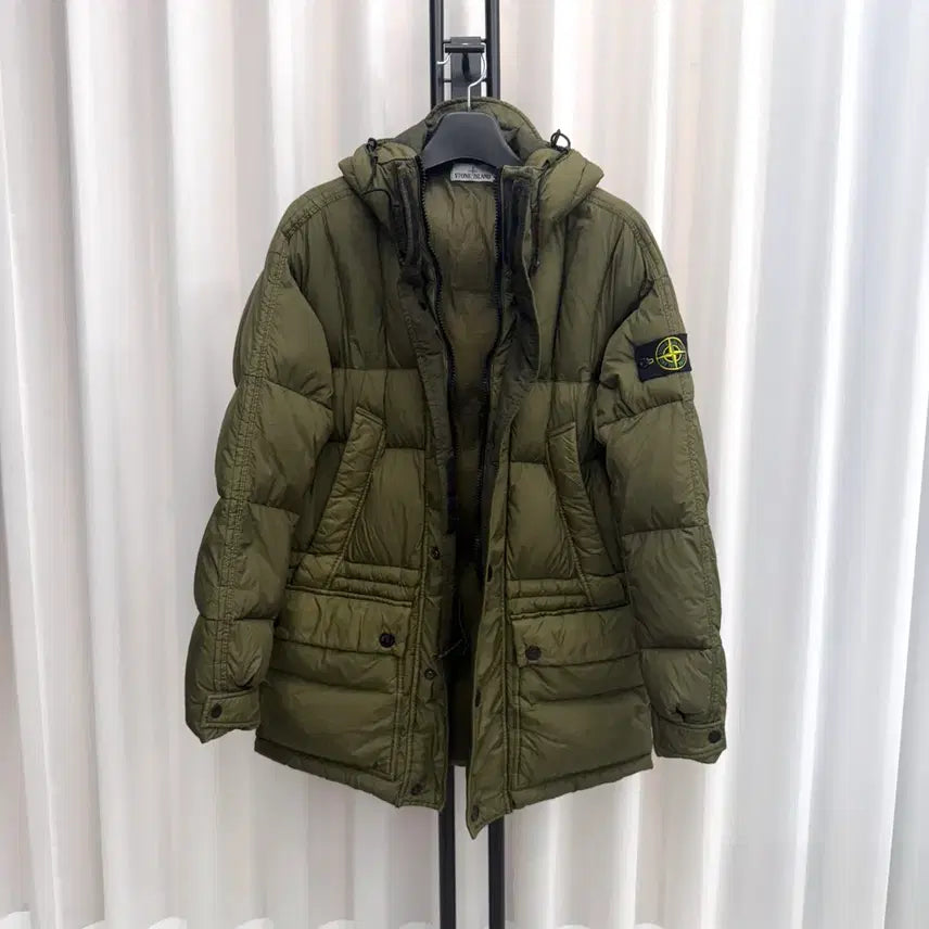[BUNJANG] Stone Island Crinkle Reps Long Padding Khaki / [L] 스톤아일랜드 크링클랩스 롱패딩 카키