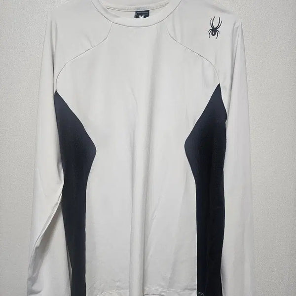 [BUNJANG] Spider Long Sleeve T-Shirt White/Black / 스파이더 흰/검 긴팔 티셔츠