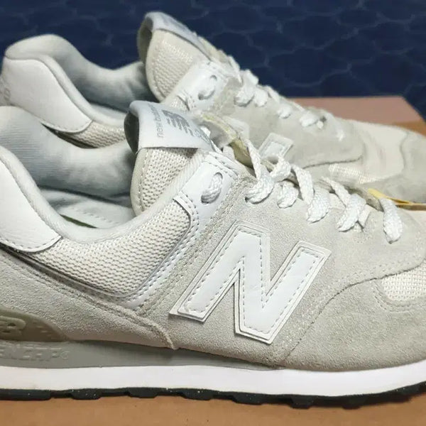[BUNJANG] New Balance 574 D Standard Sneakers (255) / (크리닝완) 뉴발란스 574 D스탠다드 스니커즈 (255)